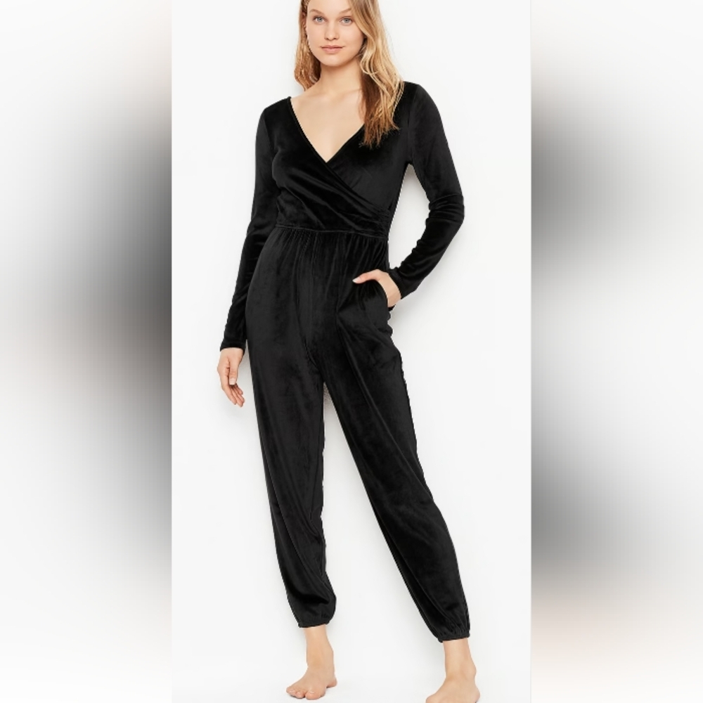 Victoria's secret velour jumpsuit black xs